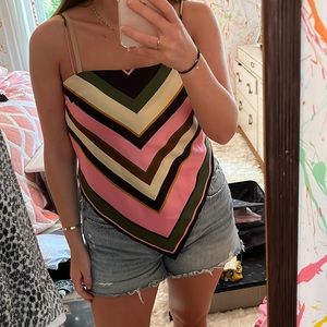 Adorable scarf top that ties in back